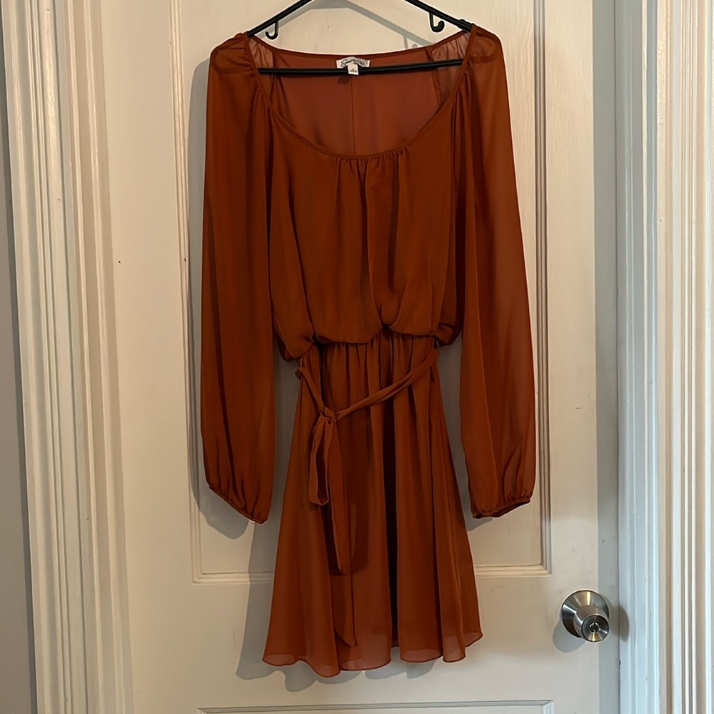 **SOLD**Burnt orange long sleeve dress